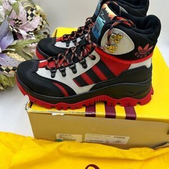 Men’s Gucci X Adidas lace up boots size 8.5 made in Italy - Picture 9 of 10